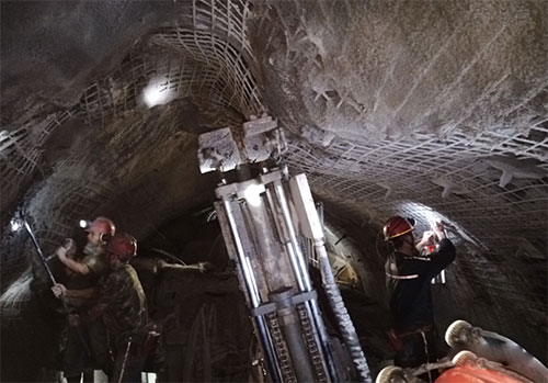 盾構機1-.jpg 盾構機1-.jpg