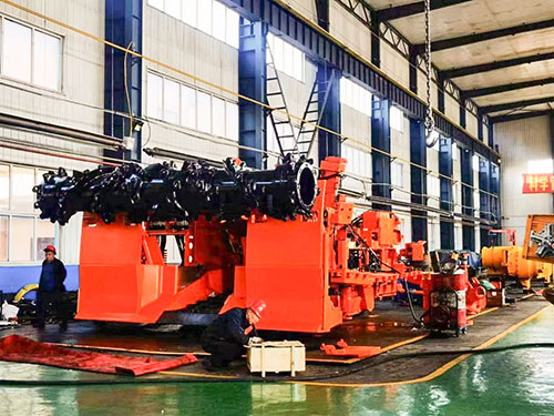 上海創力集團下屬大同同力公司圓滿完成久益掘錨機維修任務(圖1)