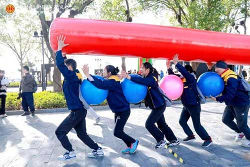 2023年青浦職工嘉年華活動圓滿結(jié)束  上海創(chuàng)力集團(tuán)職工代表隊榮獲團(tuán)體優(yōu)勝獎(圖2)