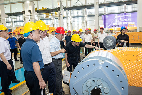雙星耀煤海！創(chuàng)力集團首發(fā)大坡度掘錨機與高速采煤機新產(chǎn)品發(fā)布會取得圓滿成功(圖8)