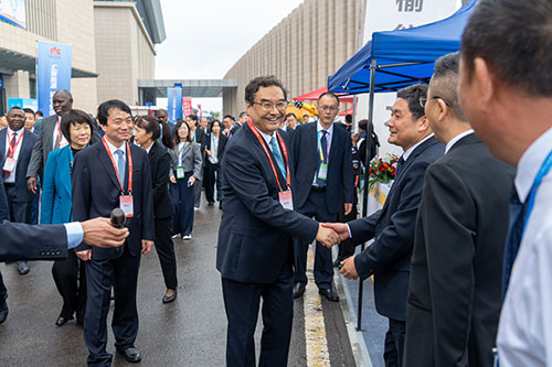 微信圖片_20250916113924_15_593.jpg 陜西榆能創力智能裝備有限公司閃耀第十九屆榆林國際煤博會(圖2)