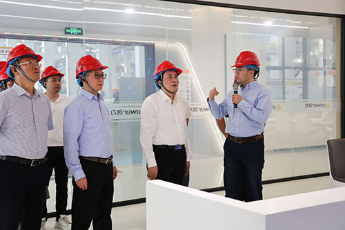 中國(guó)工程院院士謝和平一行蒞臨創(chuàng)力集團(tuán)考察指導(dǎo)(圖2) 中國(guó)工程院院士謝和平一行蒞臨創(chuàng)力集團(tuán)考察指導(dǎo)(圖2)